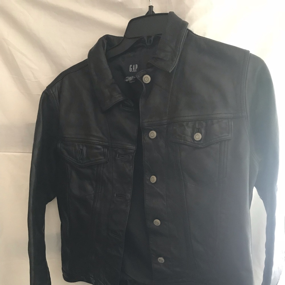 Gap leather jacker